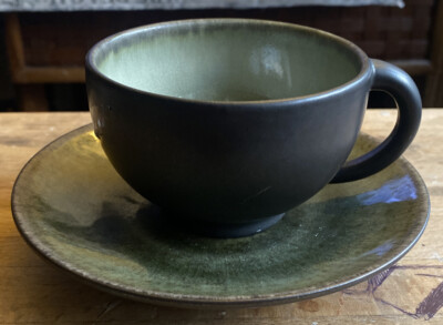 1 Flat Cup & 1 Saucer Set /Samoa Vert Black/Green /Mottled Made In France