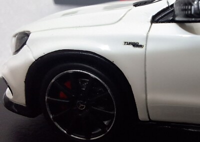 Mercedes-Benz GLA 45 AMG 2015 White 1:43 Spark S4911 Resin Model