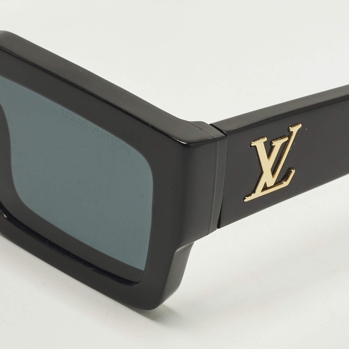 Louis Vuitton Black Z1579W LV Clash Square Sunglasses | eBay