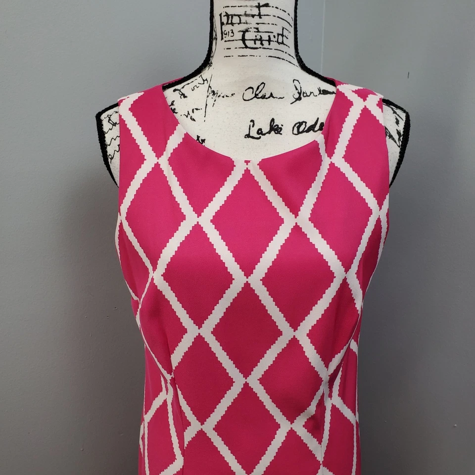 Vestido recto AGB para mujer talla 10 rosa blanco geométrico elástico sin mangas cremallera trasera Foto 3 de 4