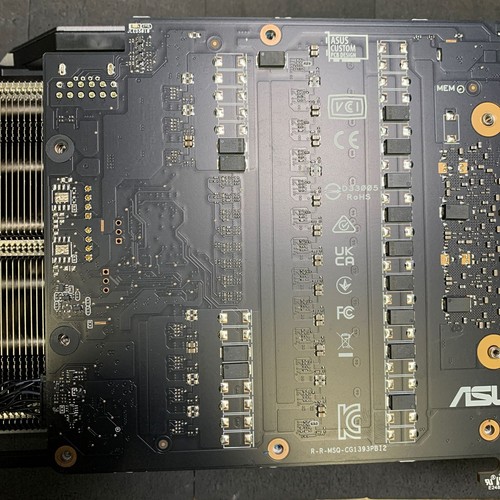 ASUS TUF GeForce RTX 4090 24GB TUF-RTX4090-O24G-GAMING Graphics Card - READ - Afbeelding 14 van 16