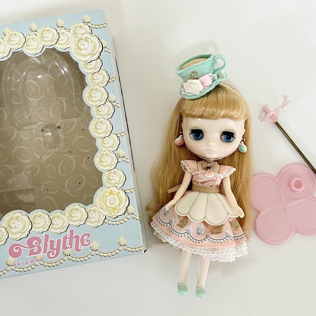 Middie Blythe Q-pot Macaron Q-Tea Party CWC Exclusive Limited 2010