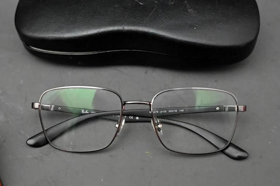LUNETTE Ray-Ban marque de LUXE avec verre et étui - Photo 1/1
