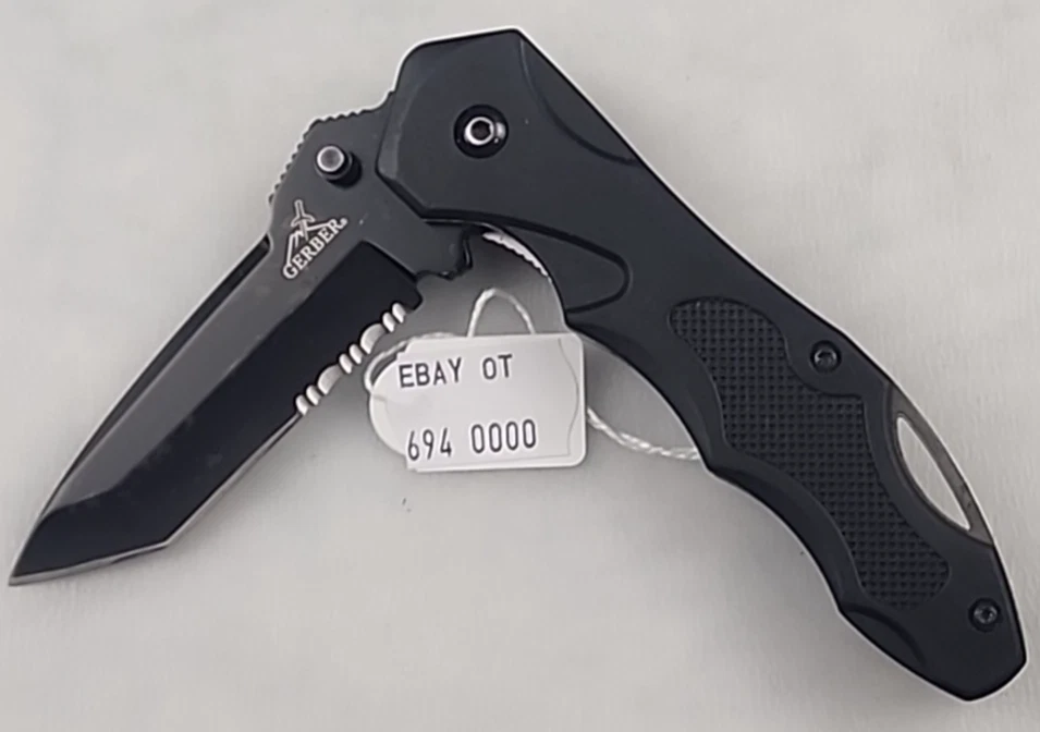 694 Gerber Kiowa Folding Knife Black Tanto Combo Blade + FREE POST