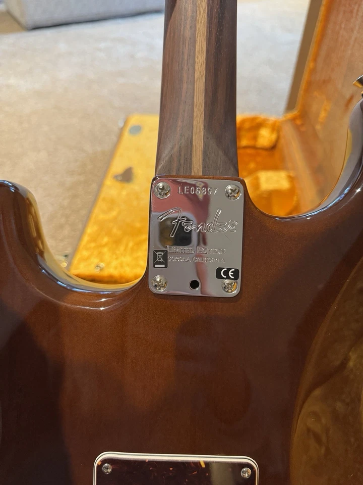 Fender Rarities  Flame  Maple  Top  Stratocaster Limited Edition - Image 4 of 4