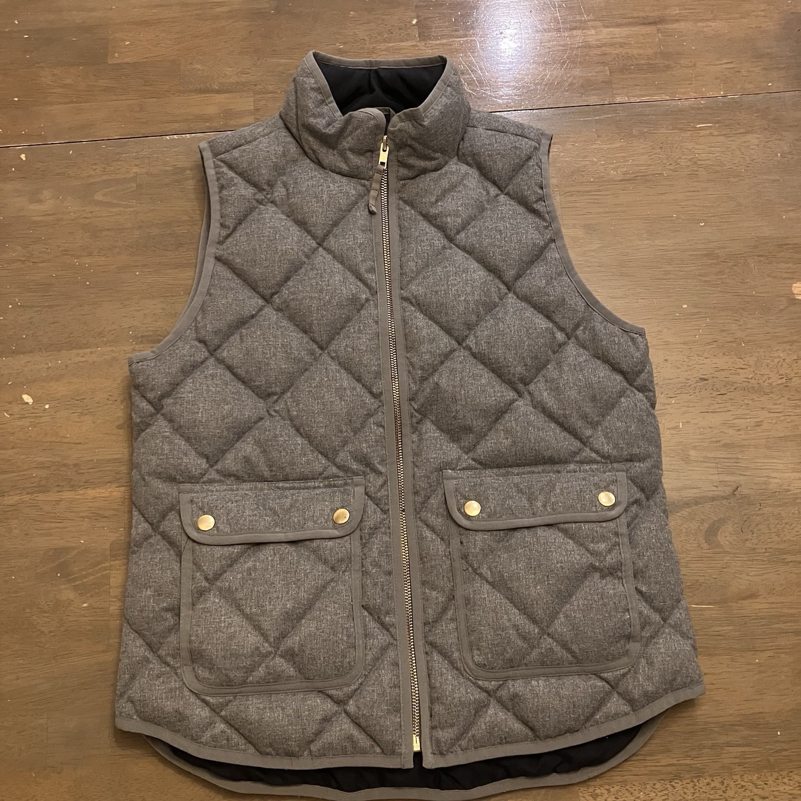JCrew Excursion Quilted Puffer Down filled Snap V… - image 1