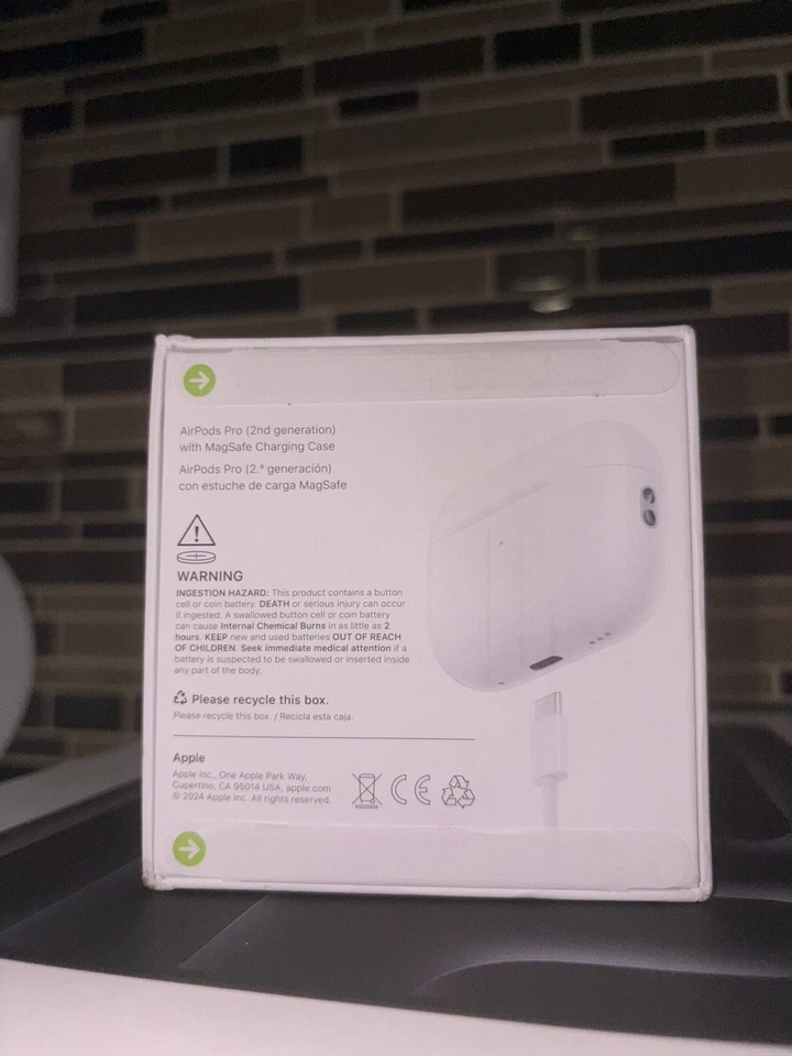 Apple AirPods Pro 2da Generación con Estuche de Carga Inalámbrica MagSafe - Blanco Foto 2 de 4