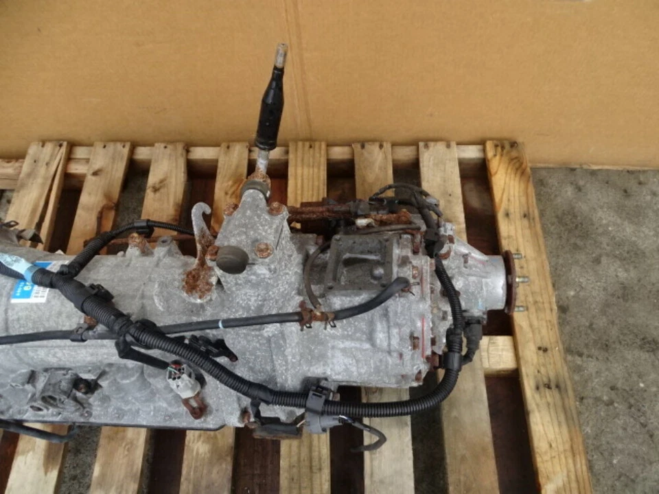 2000 Lexus LX470 transmission, automatic 35010-60850 - Image 2 of 4