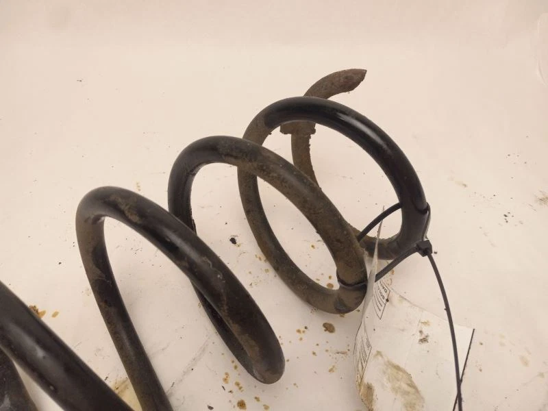 ПРУЖИНА КАТУШКИ ЗАДНЕГО ПАССАЖИРА ДЛЯ TOYOTA SIENNA 2004 - 2010 - Изображение 4 из 4