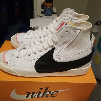Size 12 - Nike Blazer '77 Jumbo Mid White Black free gift with purchase 
