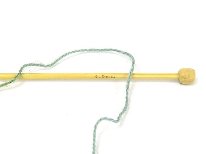 Лот из 4 мотков пряжи Angora Active тонкая 4x100 г/500 м зеленые оттенки золото - Изображение 3 из 4