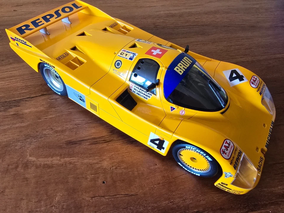 NOREV 187403 - 1/18 Brun Motorsport Porsche 962C Le Mans 1988 - edición de 1000 Foto 3 de 4