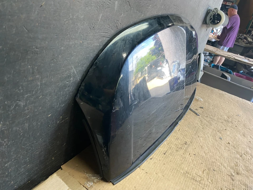 Lincoln MKT 2010 a 2019 tapa trasera maletero alerón puerta levadiza OEM P0190 DG Foto 3 de 4