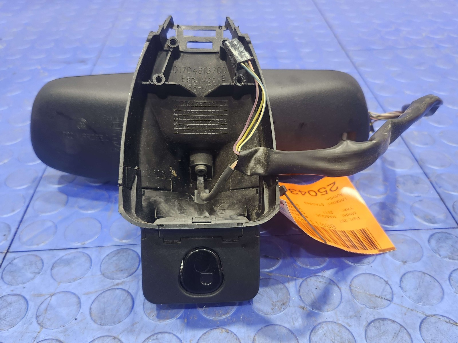 03-12 Maserati Quattroporte M139 Autodim Rear View Mirror OEM 68542700