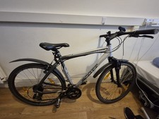 Scott Sportster 40 Hybrid Bike - Front Back Lights + U and Cable lock + Fendors