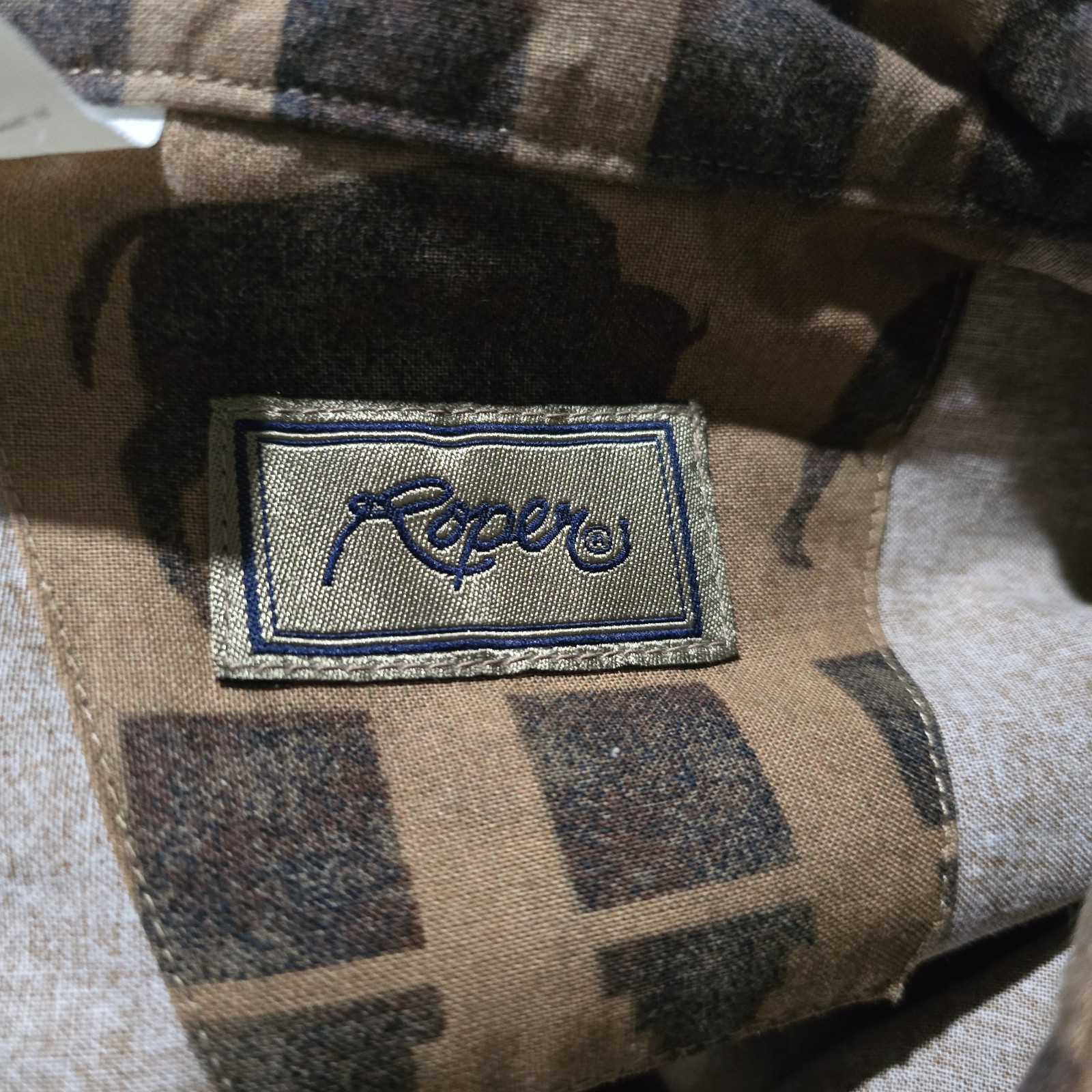 Roper Buffalo Pattern Snap Button Button Up Cowbo… - image 6