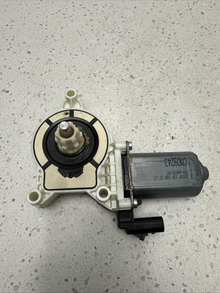 07-18 Jeep JK Wrangler OEM Driver Power Window Motor Front or Rear Door - Image 3 of 4