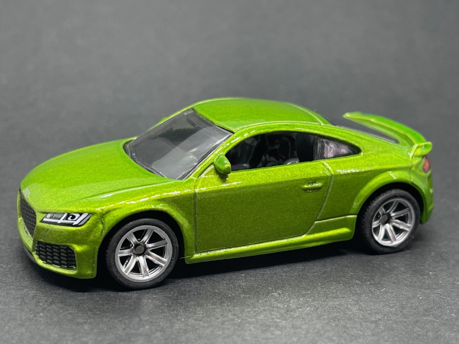 MATCHBOX AUDI TT RS COUPE - CUSTOM WHEELS-image