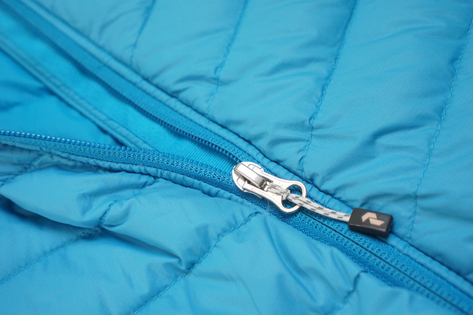 Women Peak Performance Jacket Pertex Down Microli… - image 5