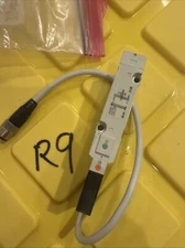 SMC SV3300-5W1U-03N Pneumatic Solenoid Valve SV33005W1U03N SV3300 (TSC)