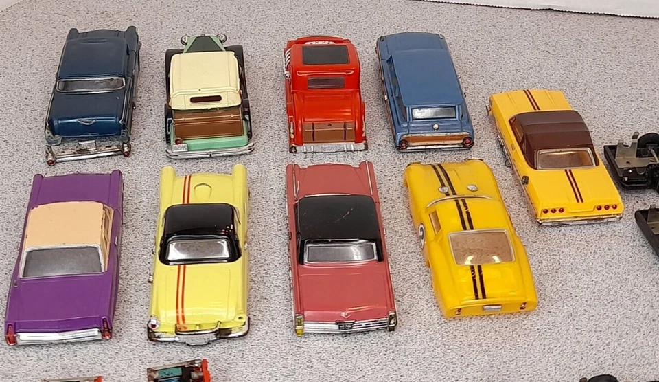 Lote De Coches Ranura Motorific Ideal Años 60 De Colección Ferrari Wagon T-Bird Duesenberg Impala Foto 4 de 4