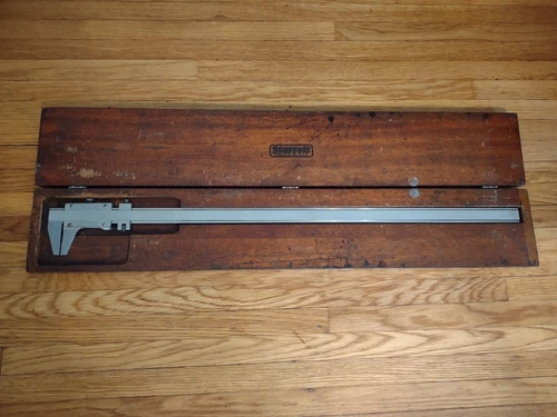 Starrett 123 Master Vernier Caliper 26" (Accurate to 24") Wood Box