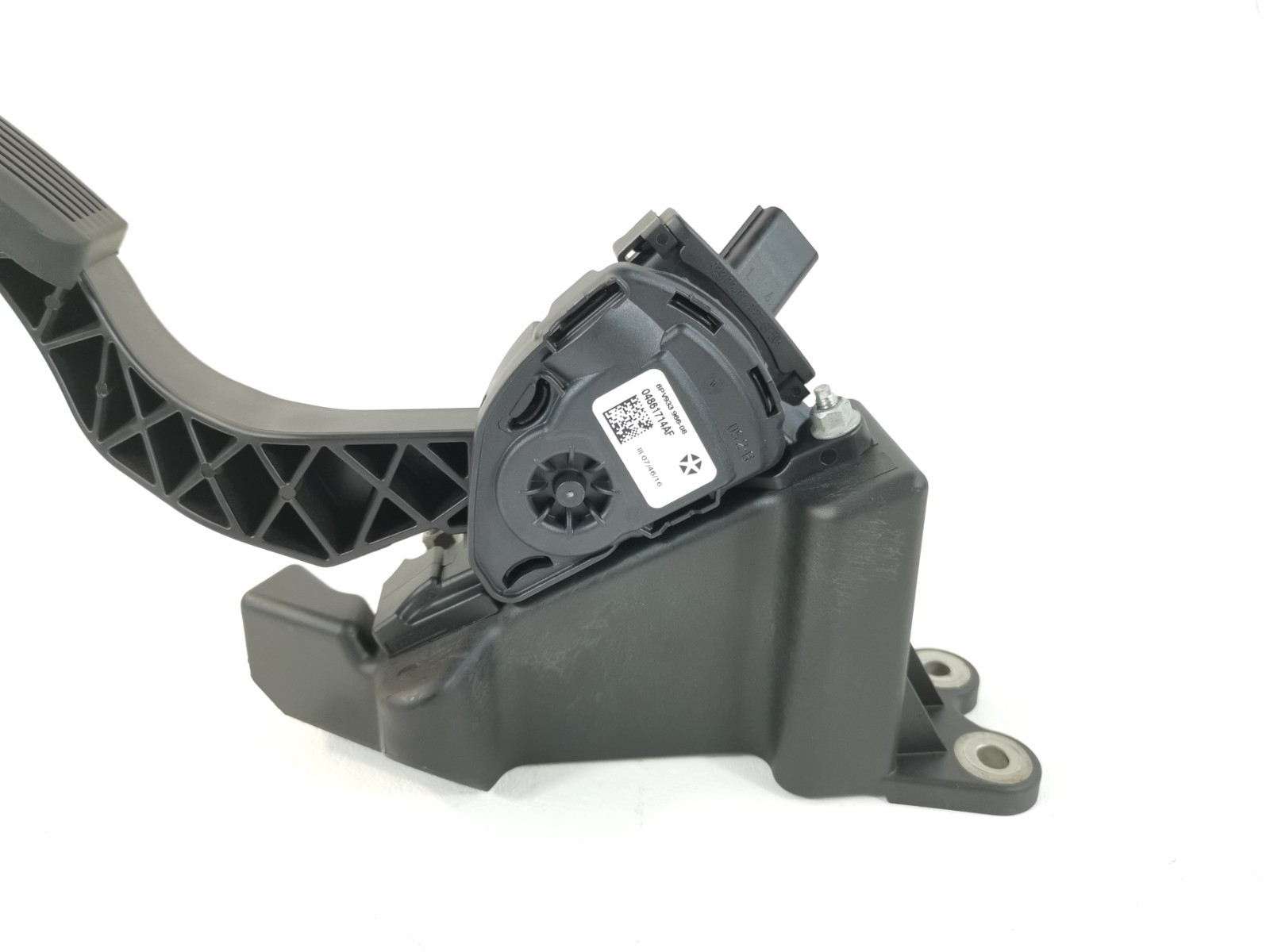 Maserati Ghibli 2018 M156E AWD 3.0 L Accelerator Gas Throttle Pedal 04861714AF