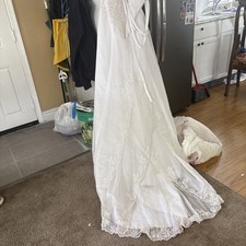 davids bridal wedding dress size 16 shoes