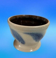 Wisconsin Pottery Salt Glazed Art Pottery Crock Cobalt Blue Swirl Design 1995