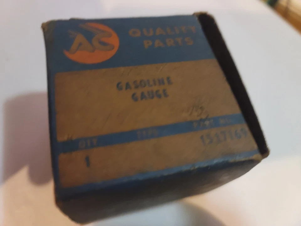 NOS 1949 1950 1951 1952 1953 Chevrolet Commercial Pickup Truck Gas Fuel Gauge - Image 3 of 4