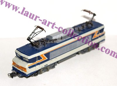 ROCO HO 43487 ELECTRIC LOCOMOTIVE SNCF BB 20011, ENGINE + LIGHTING OK