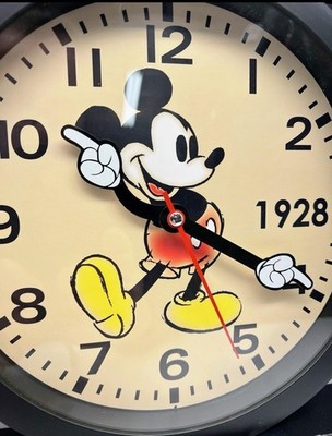 Vintage Style Walt Disney 1928 Mickey Mouse 10 inch Clock Moving