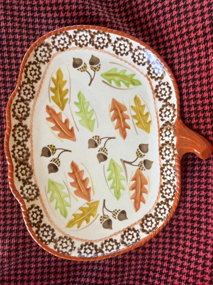 Temptations By Tara Pumpkin Shaped Plate Fall Leaf Acorn Design   BEAUTIFUL  - Image 2 of 4