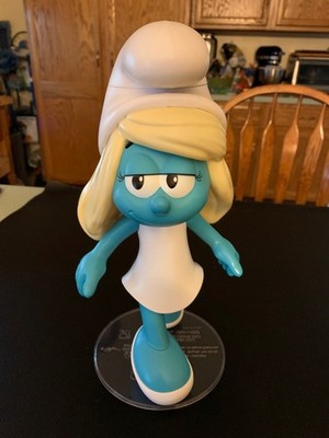 Smurfs Movie 2025 Regal Cinema- Smurfette 11'' Drink Cup / Statue by Peyo - Used