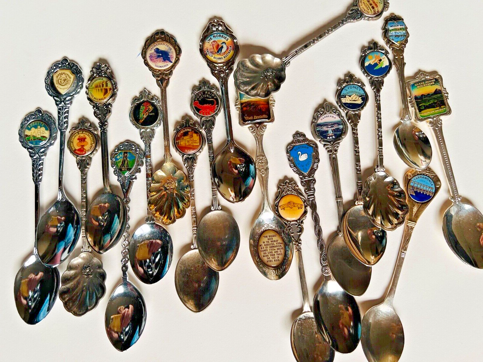 vintage  spoon collection  Australian souvenir spoons  nice bundle  of  33