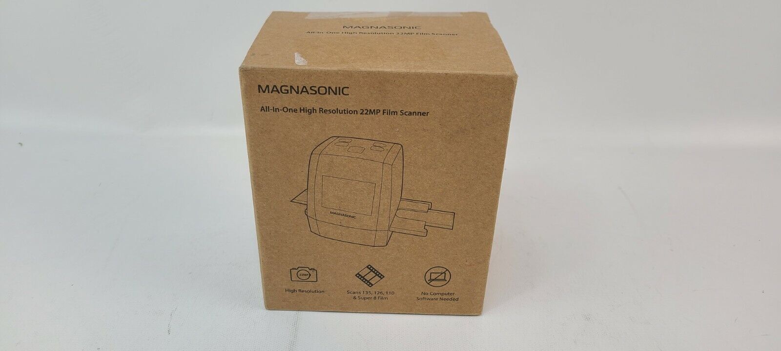 Magnasonic FS50 22MP Film Scanner, Converts 35mm/126KPK/110/Super 8 Films