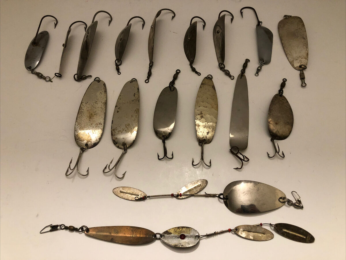 Lot of Antique Fingerlakes Metal Fishing Lures Flutters Spoons