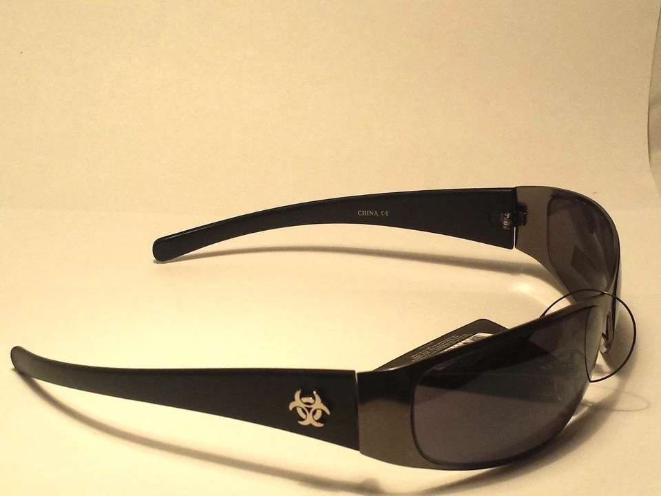 Gafas de sol unisex Biohazard marco de plástico y metal estilo ovalado 100 % UVA y UVB Foto 4 de 4