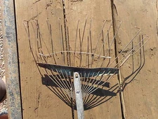 Antique Rake Vintage Primitive Farm Tool Barn Decor --country farm barn fresh