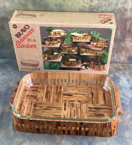 ABC Bravo Bakeware Basket WFE-006G 3 Qt Pyrex Glass Baking Dish w/ Bamboo Basket - Picture 6 of 8