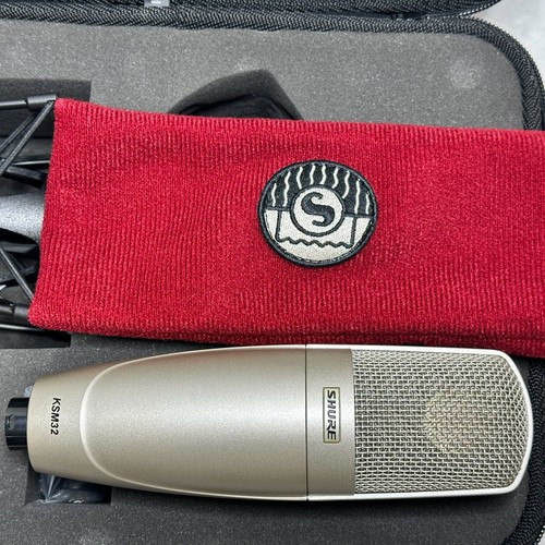 Shure KSM32 Large Diaphragm Condenser Microphone Champagne with Shocmount & Case - Picture 2 of 9