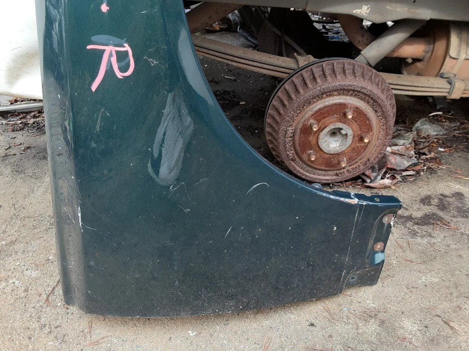 Mazda Millenia 2002 guardabarros delantero derecho del lado del pasajero fabricante original 110-58868 Foto 2 de 4