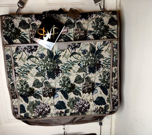 VINTAGE DIANE VON FURSTENBERG LUGGAGE SET, 2 PIECES TAPESTRY Tags Keys Unused - Picture 3 of 17