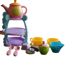 2011 Fisher Price Servin Surprises Tea Party Set Magic Pour Teapot W9952