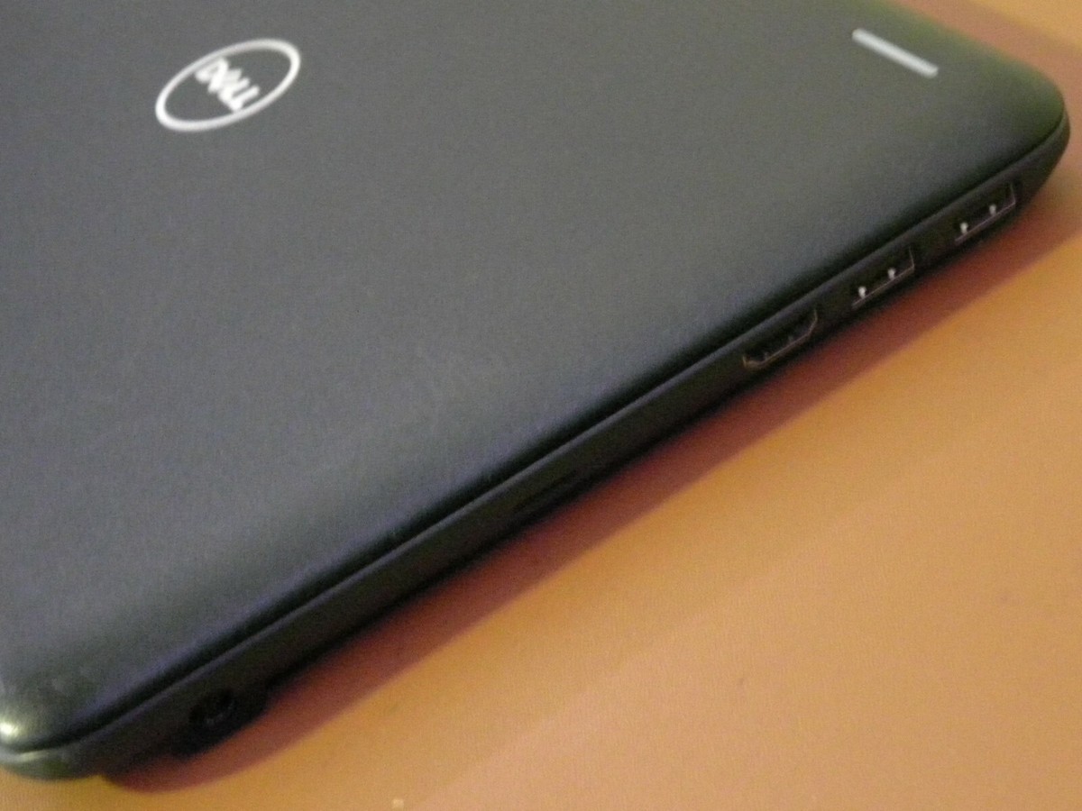 Dell Inspiron 3181 Chromebook 11 N3060 1.6GHz 16GB 4GB Dell Inspiron 3181 Chromebook 11 N3060 1.6GHz 16GB 4GB