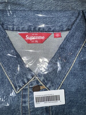 Supreme Distressed Selvedge Trucker Jacket XL New In Hand Supreme Distressed Selvedge Trucker Jacket XL New In Hand