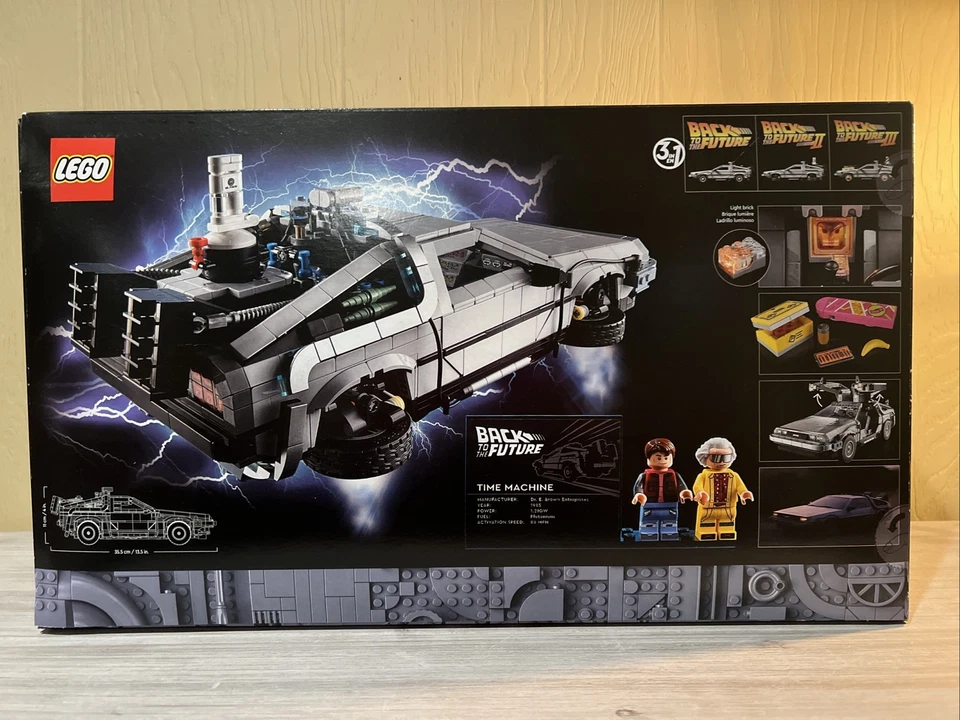 LEGO 10300 Back to the Future - Image 2 of 4