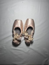 Used pointe shoes