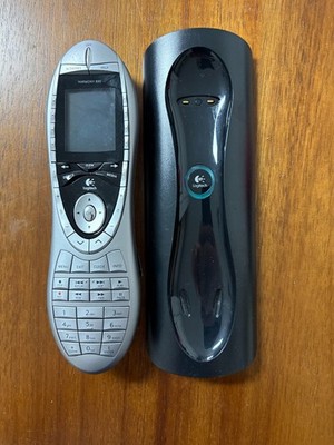 Logitech Harmony 890 Silver Home Theater Remote Control W Cradle Charger Dock