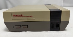 1985 Original NES Nintendo System Console Controllers RF Switch TESTED WORKING